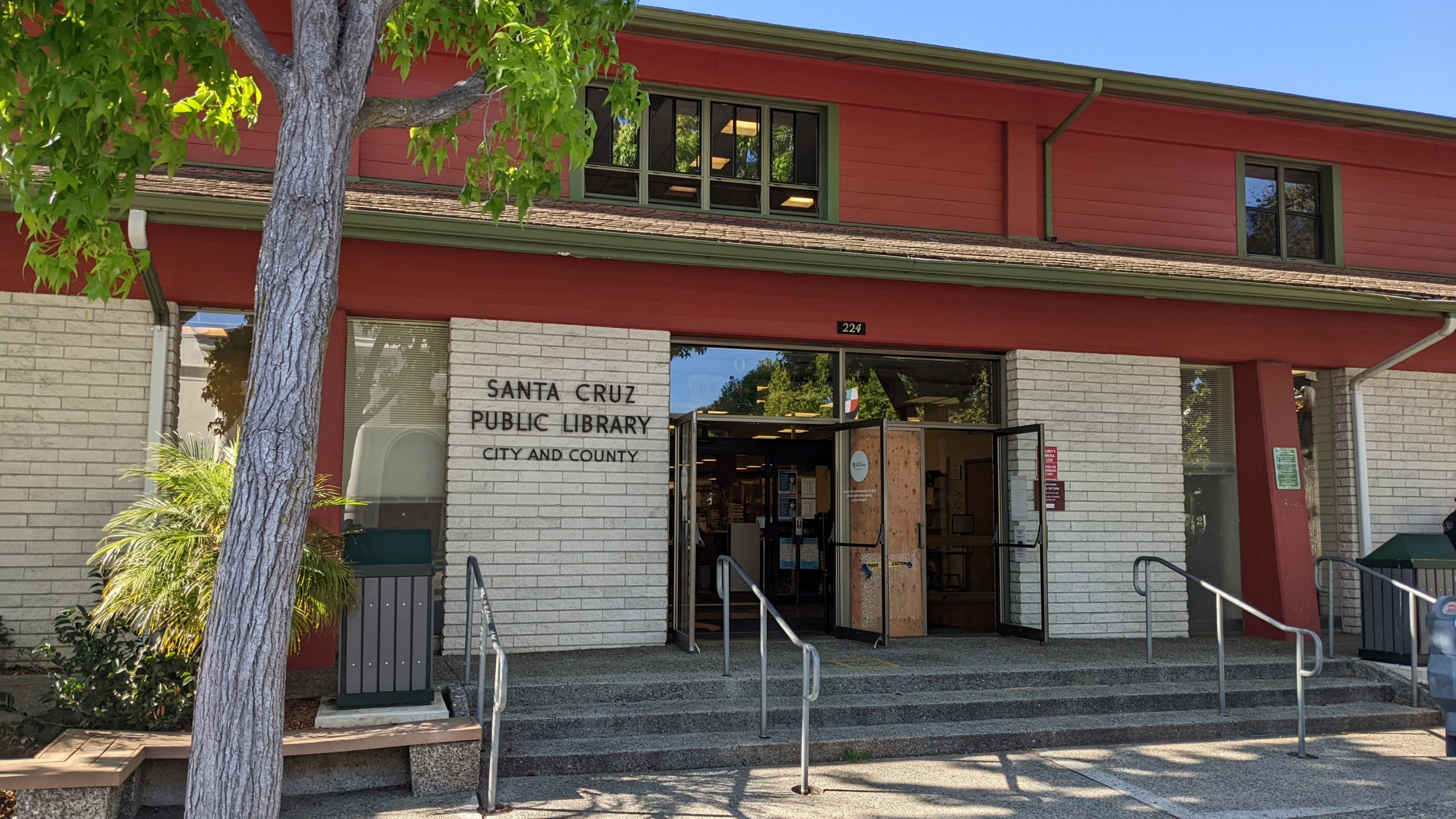 Santa Cruz City Council approves two district maps Santa Cruz Local