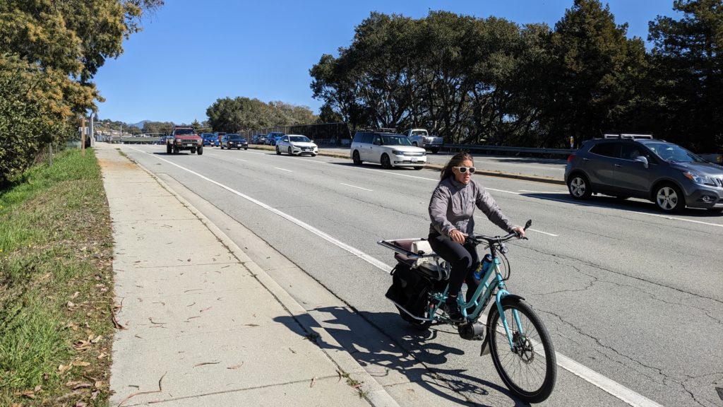 Image for display with article titled Soquel Drive Bike Lane Project Expected in Summer