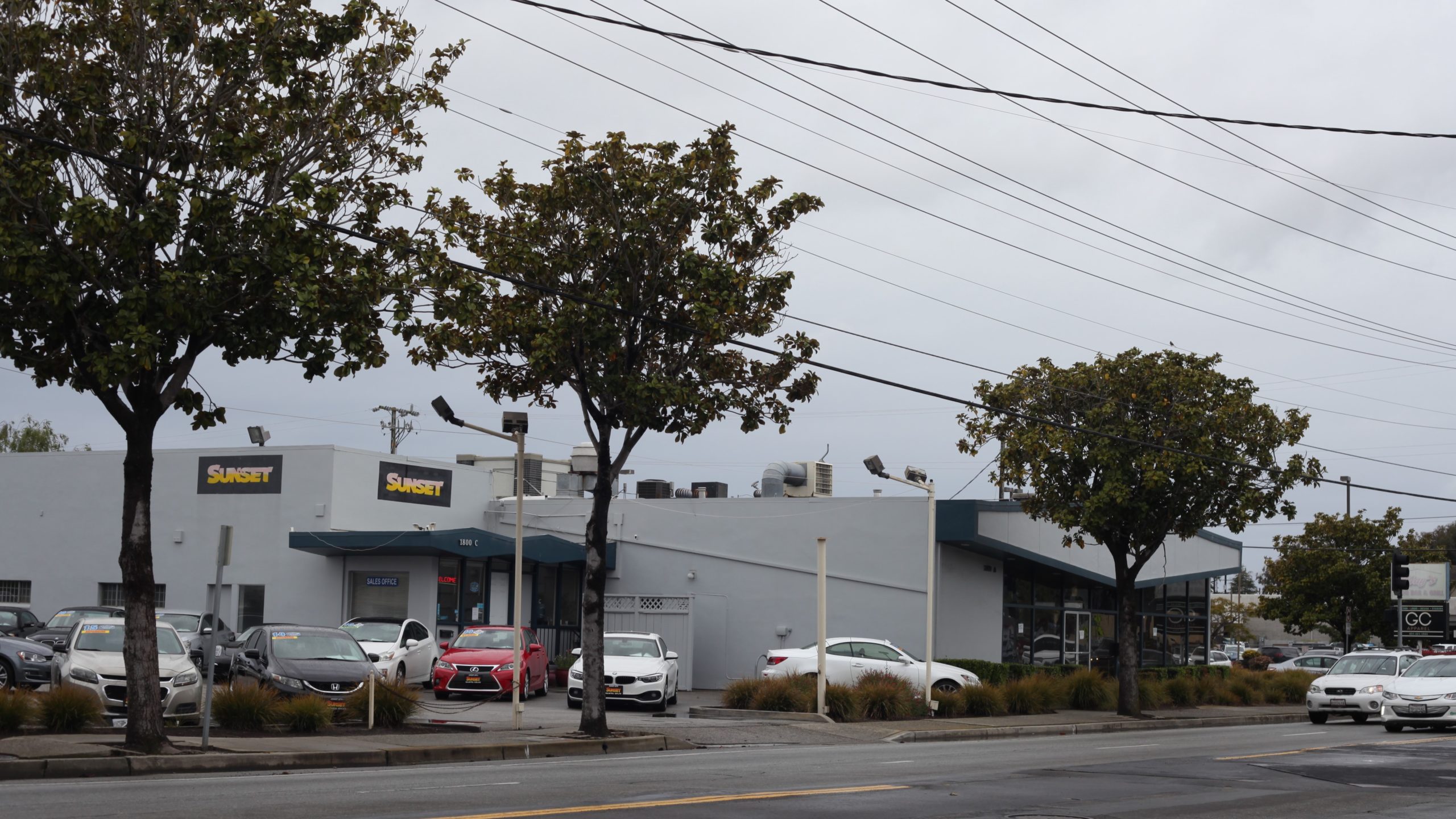 Four story apartment buildings proposed at 1800 Soquel Ave. in