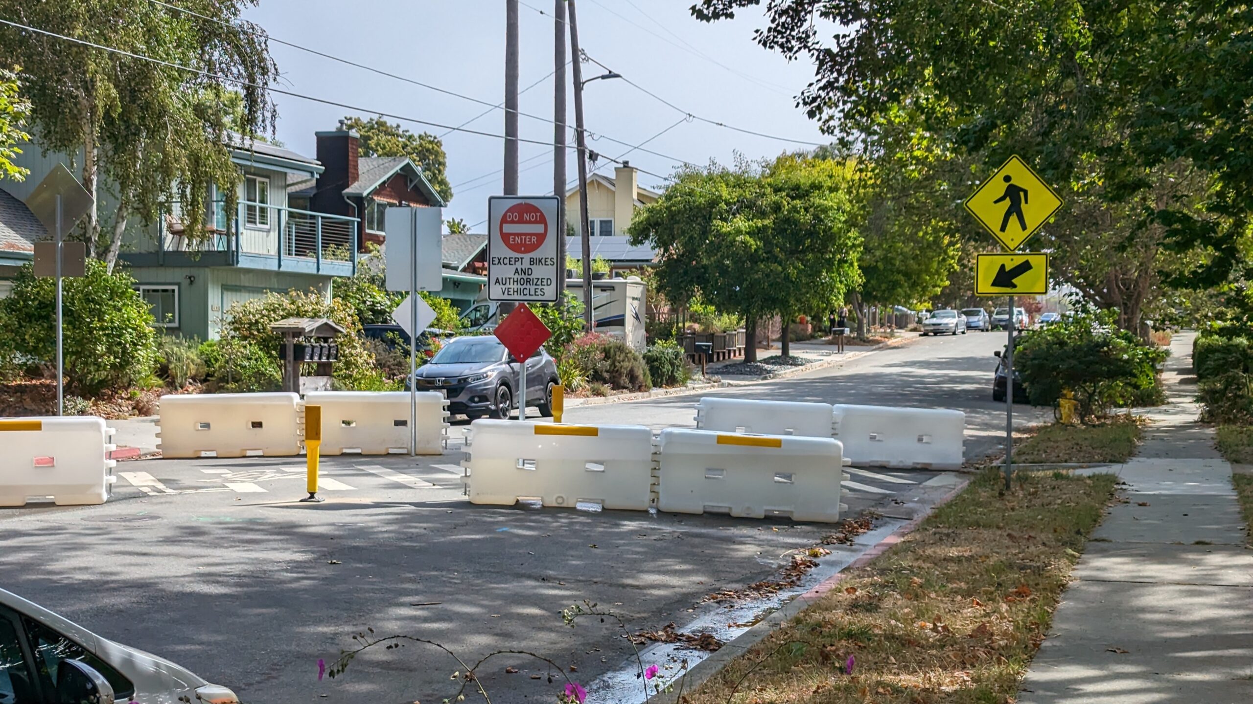 One block from detours on West Cliff Drive, barriers separate Alta Avenue at Bethany Curve to try to reduce traffic in the neighborhood.