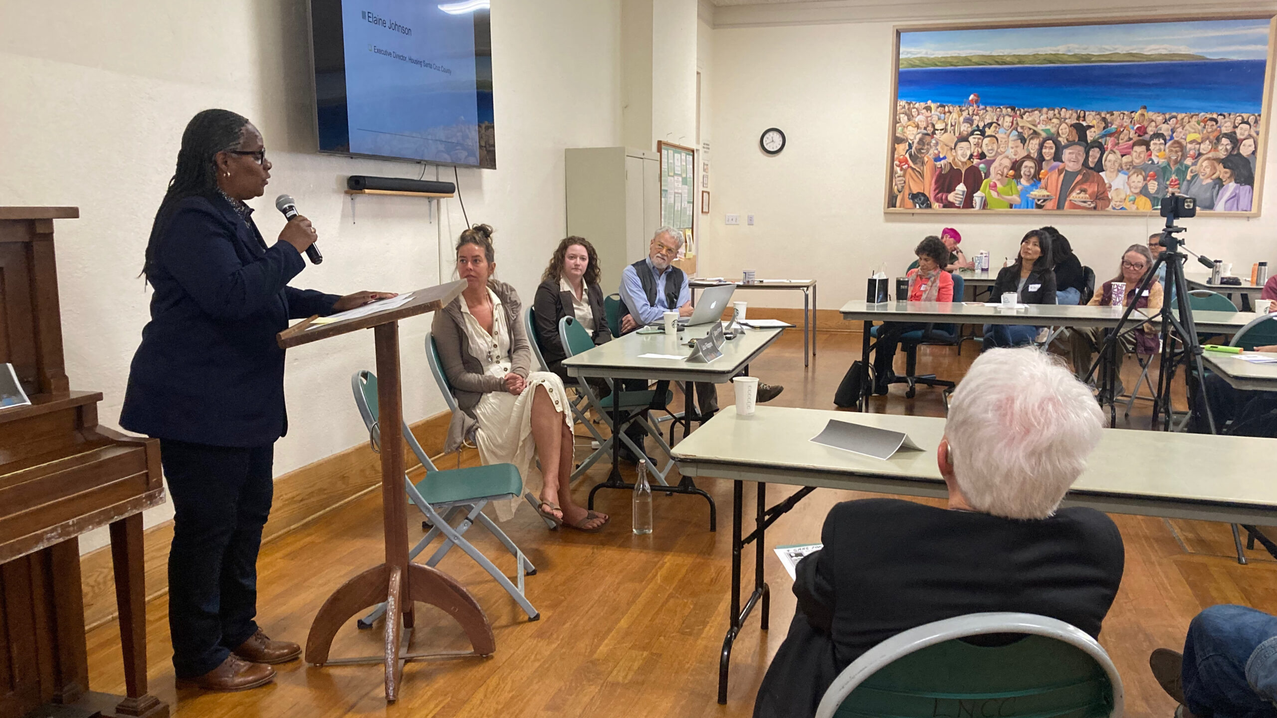 Elaine Johnson spoke at an Oct. 14 forum on affordable housing and potential solutions at London Nelson Community Center in Santa Cruz.