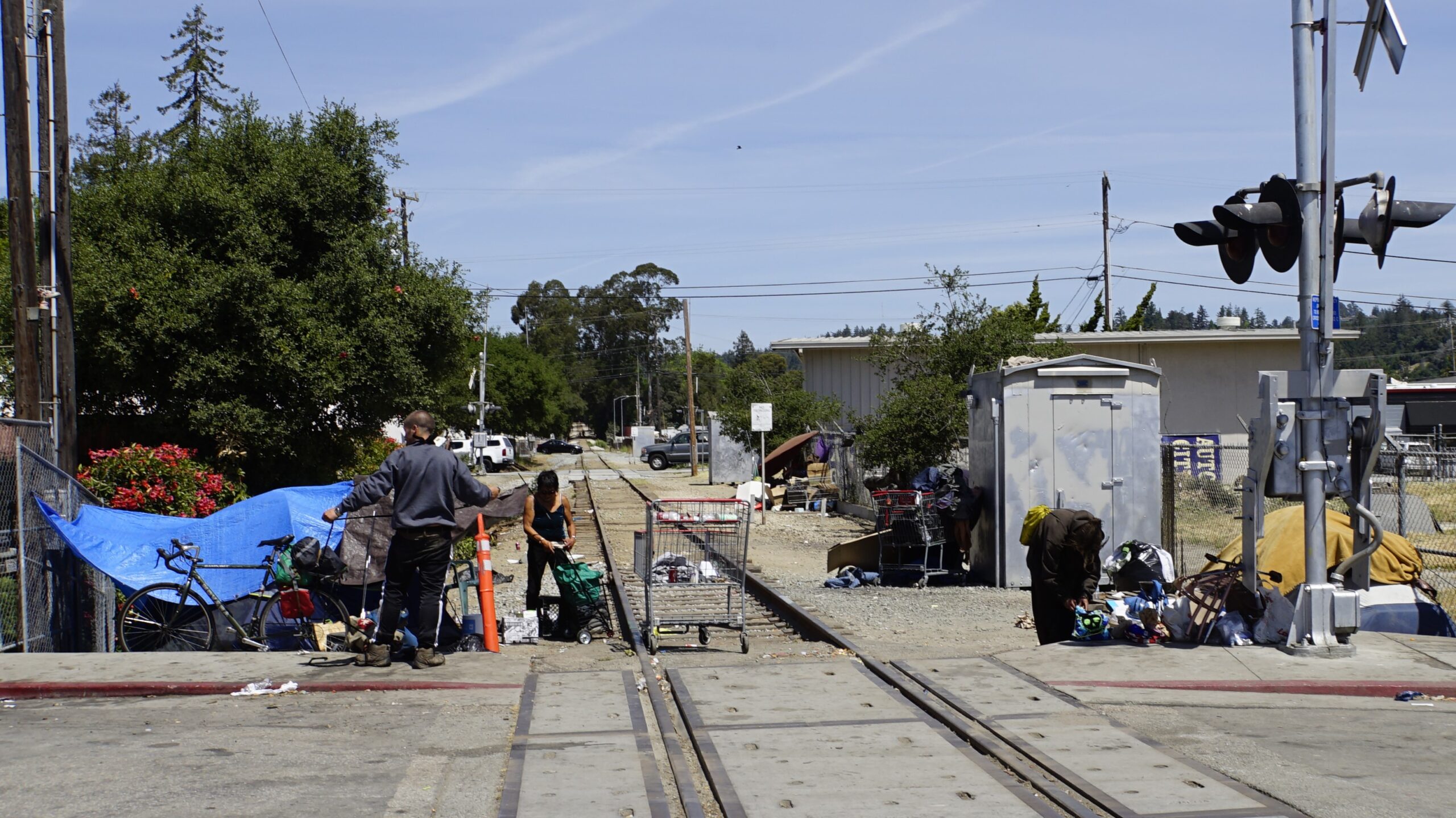 Tent camps line the railroad tracks at Coral Street in Santa Cruz in 2020. (Kara Meyberg Guzman – Santa Cruz Local file)