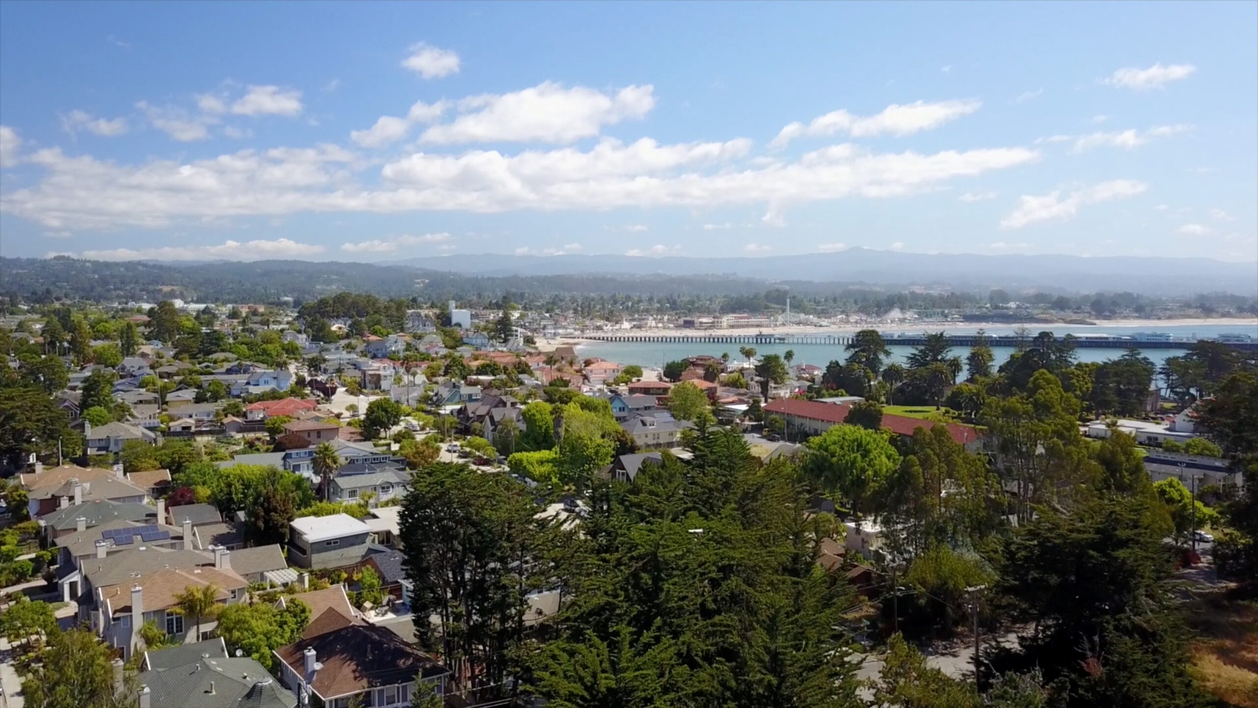 Westside Santa Cruz aerial housing wharf June 2017 TR Dreszer 16 9