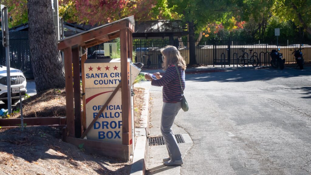 Image for display with article titled Slipping Live Oak School Bond Stalls Plans for Teacher Housing