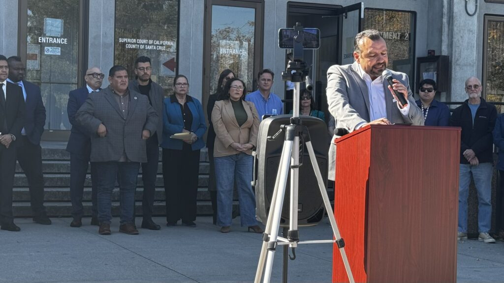 Image for display with article titled After Trump Win, Santa Cruz County Leaders Affirm Support for Immigrants